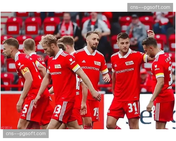 柏林联合队长伤愈复出，球队防守体系核心回归